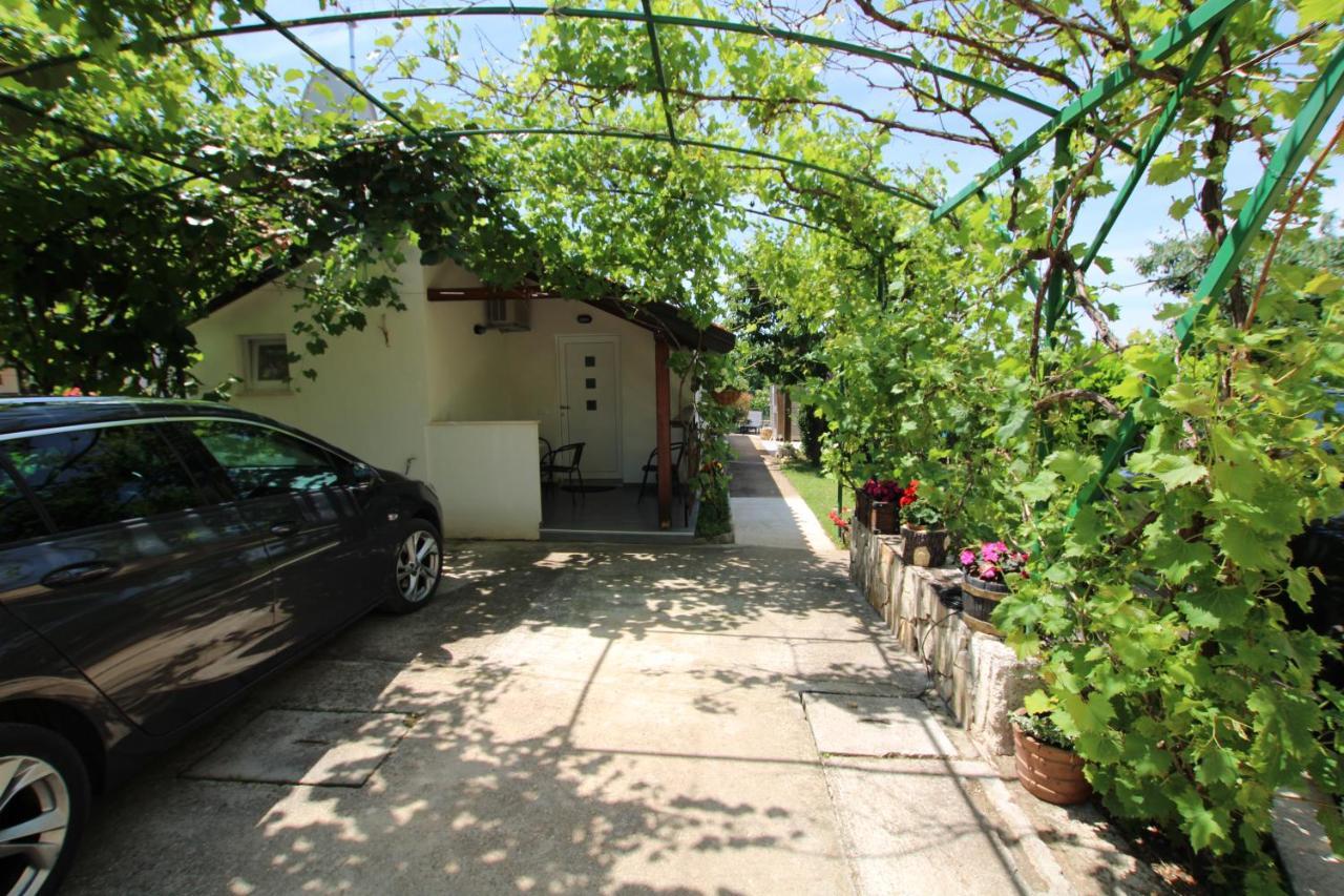 Apartments Green Garden Labinci Экстерьер фото